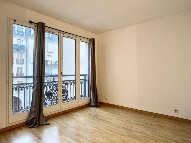 Location appartement, 19.87 m² T 1 à Saint Maurice, 710 €