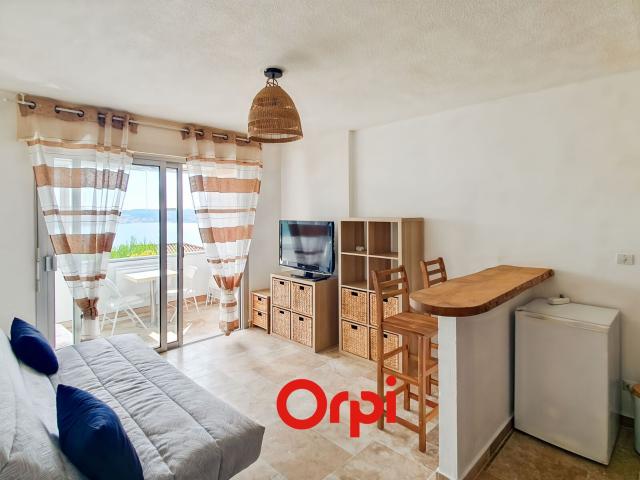 Location appartement, 19.38 m² T 1 à Bandol, 690 €