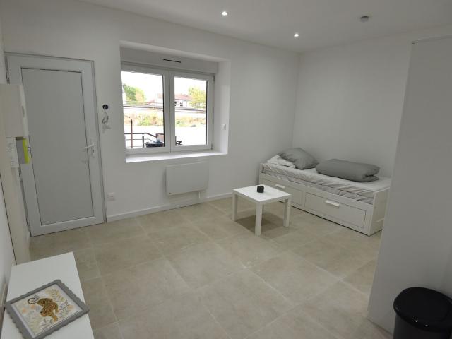 Location appartement, 19 m² T 1 à Uckange, 700 €