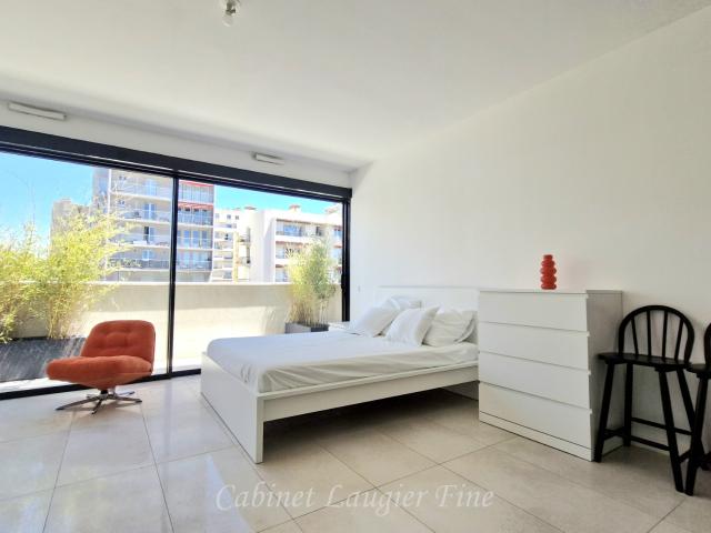 location appartement 1 pièce Marseille Plage des catalans
