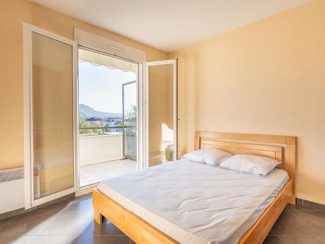Location Appartement 1 pièce Meublé 44m² ANNECY 74000