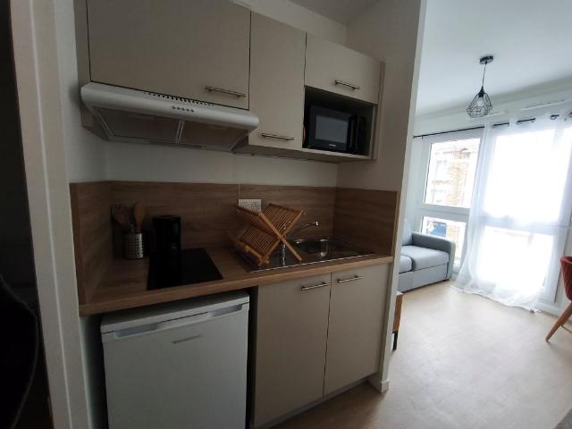 Location Appartement 1 pièce Meublé 17m² NANTES 44300