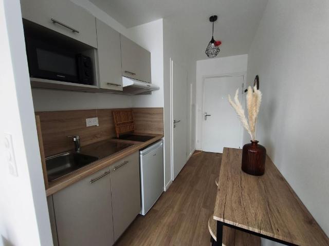 Location Appartement 1 pièce Meublé 17m² NANTES 44300