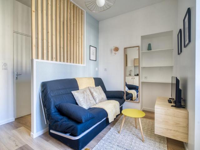 Location Appartement 1 pièce Meublé 14m² LYON 7ème
