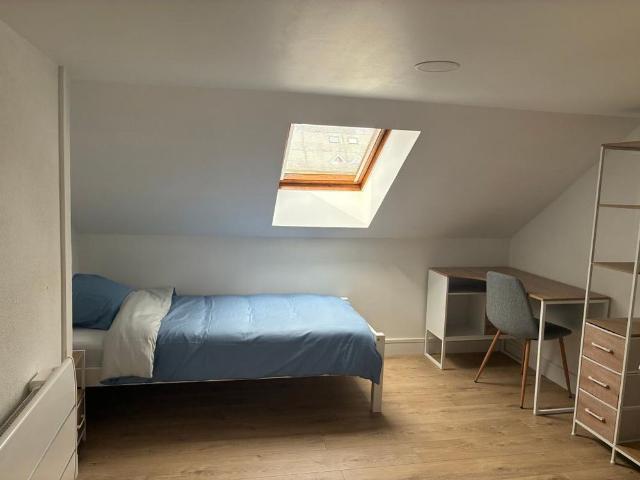 Location Appartement 1 pièce Meublé 15m² AMIENS 80000