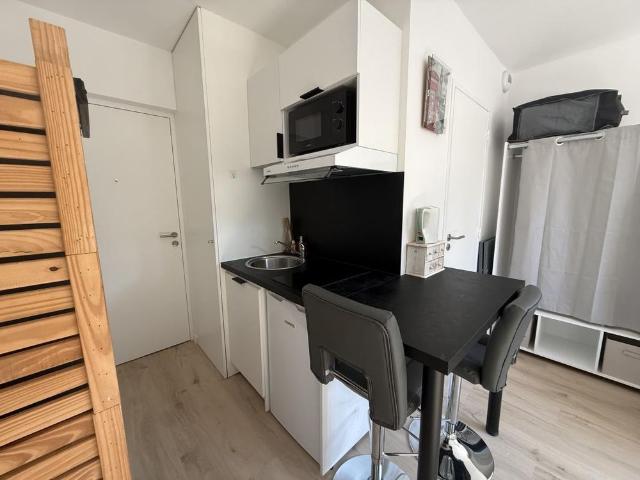 Location Appartement 1 pièce Meublé 15m² PIERRE BENITE 69310