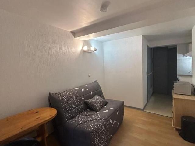 Location Appartement 1 pièce Meublé 18m² AIRE SUR L ADOUR 40800
