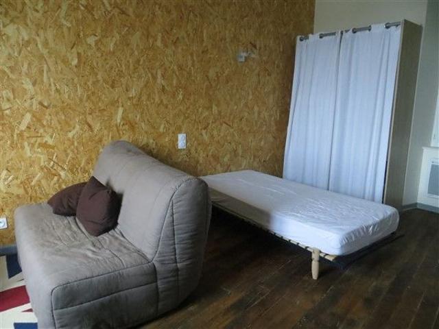 Location Appartement 1 pièce Meublé 18m² EGLETONS 19300
