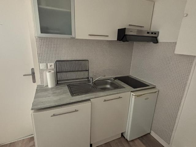 Location Appartement 1 pièce Meublé 18m² NANTES 44000