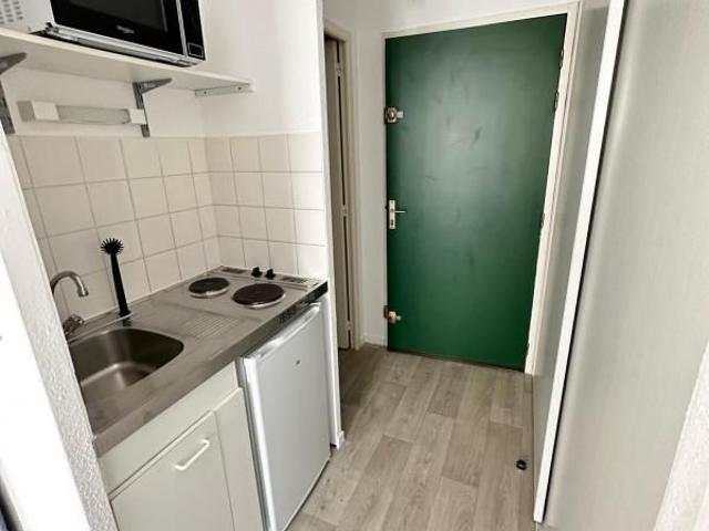 Location Appartement 1 pièce Meublé 18m² NANTES 44000