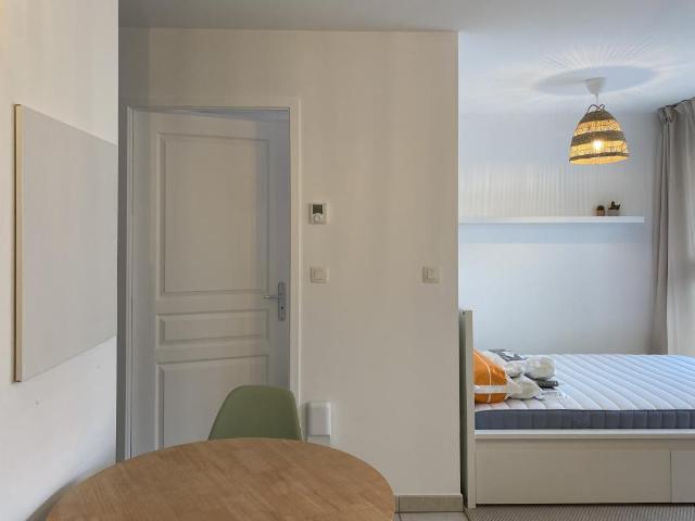 Location Appartement 1 pièce Meublé 24m² NANTES 44000