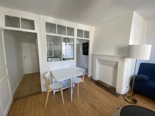 Location Appartement 1 pièce Meublé 24m² RENNES 35000