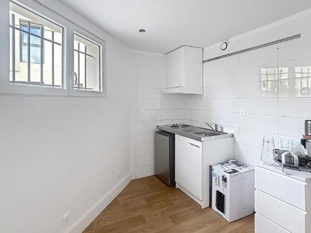 Location Appartement 1 pièce Meublé 25m² BORDEAUX 33000