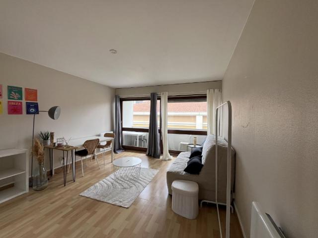 Location Appartement 1 pièce Meublé 25m² BORDEAUX 33000