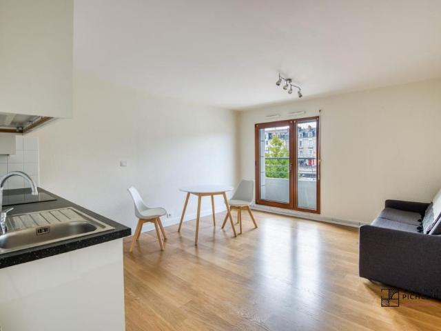Location Appartement 1 pièce Meublé 28m² NANTES 44000