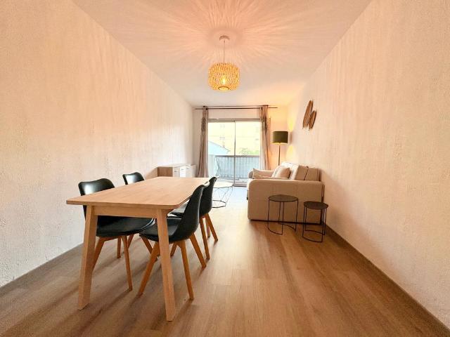 Location Appartement 1 pièce Meublé 29m² NICE 06000