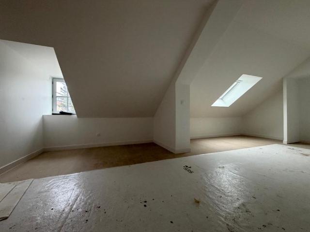 Location Appartement 1 pièce Meublé 31m² BLOIS 41000