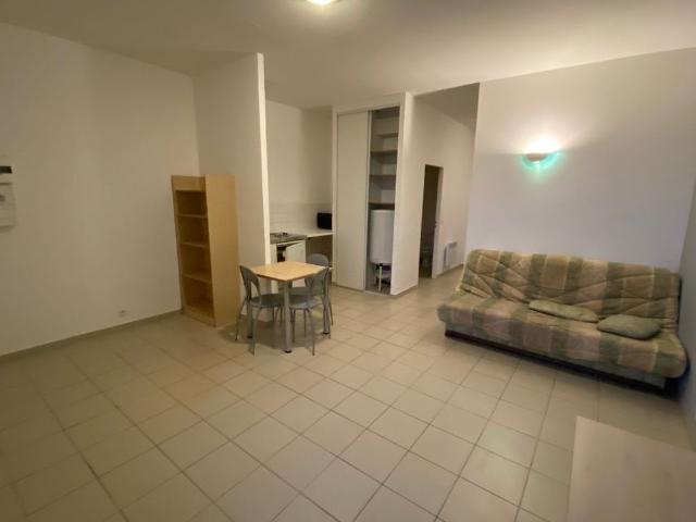Location Appartement 1 pièce Meublé 36m² MONTPELLIER 34000