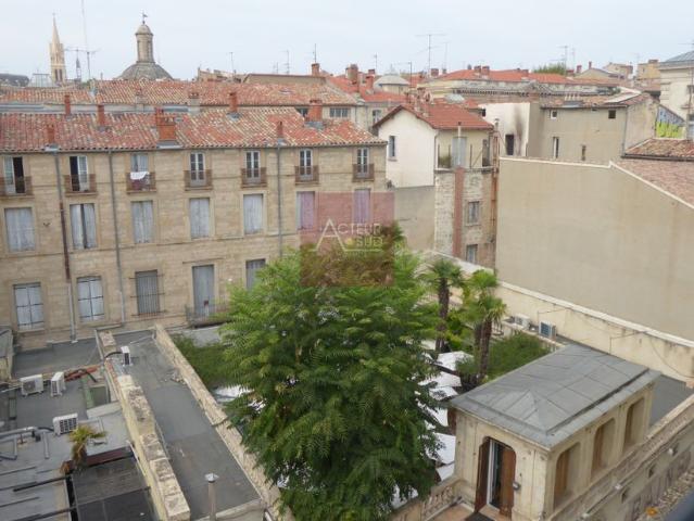 LOCATION APPARTEMENT 1 PIECE MONTPELLIER CENTRE / COMEDIE / ECUSSON