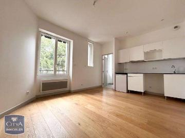Appartement à louer à Nantes-Erdre - Cuisine équipée