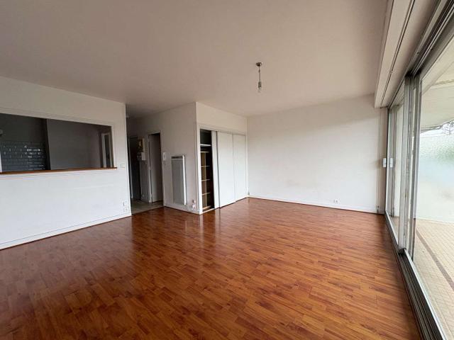 Location appartement 1 pièce Nantes Centre Ville 44