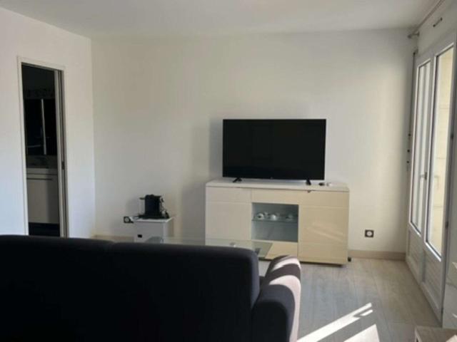 Location appartement 1 pièce Nantes Saint Clément Jardin des plantes 44