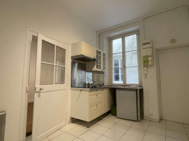 Location appartement 1 pièce Nantes Saint Clément Jardin des plantes 44