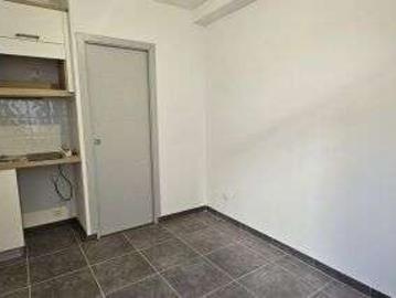 Location appartement 1 pièce Oraison 04