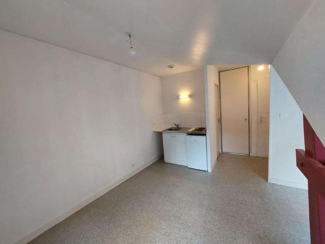Location appartement 1 pièce Angers Centre 49