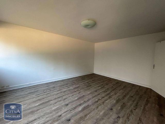 Location appartement 1 pièce Angers Saint Léonard Madeleine 49