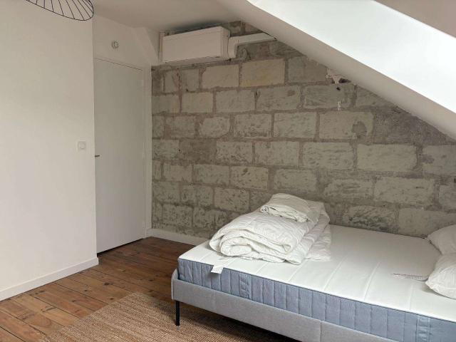 Location appartement 1 pièce Angers Saint Léonard Madeleine 49