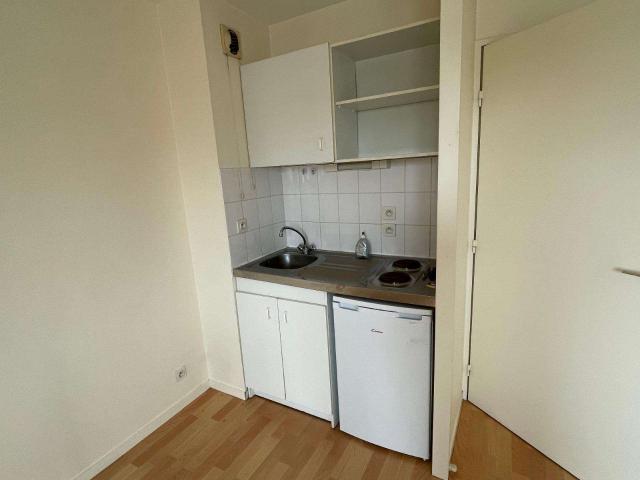 Location appartement 1 pièce Angers Saint Léonard Madeleine 49