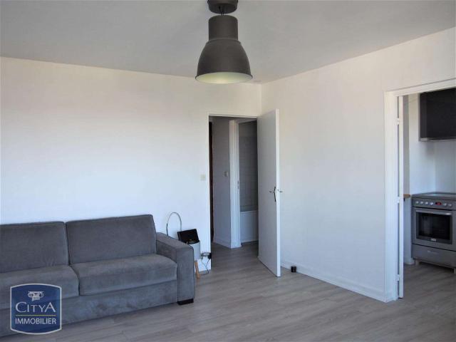 Location appartement 1 pièce Angers Saint Serge 49