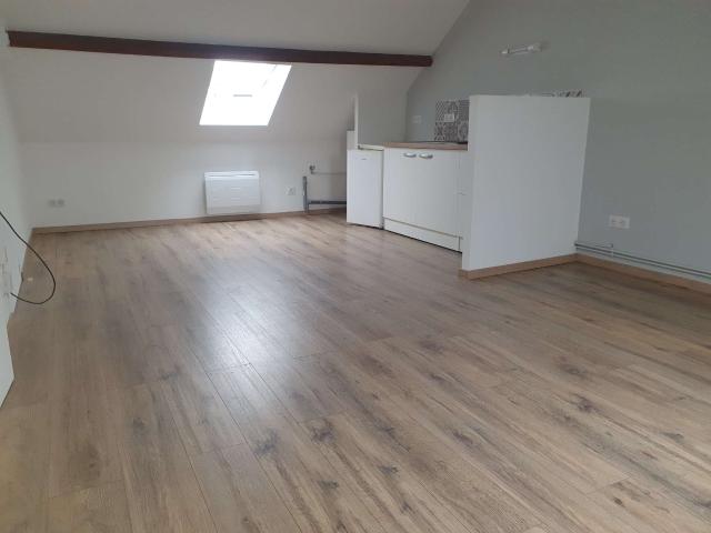 Location appartement 1 pièce Angers Saint Serge 49