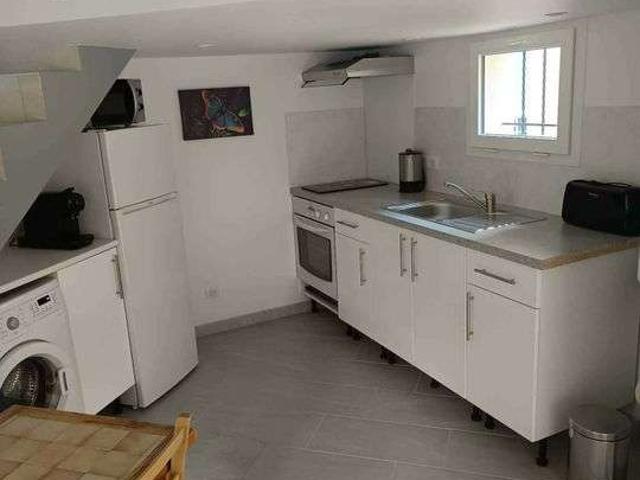 Location appartement 1 pièce Châteauneuf le Rouge 13