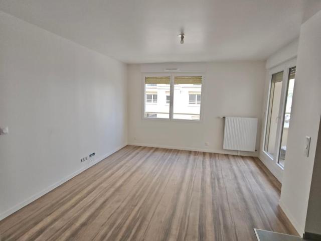 Location appartement 1 pièce COURBEVOIE 32m² à 890.97€/mois CDC Habitat