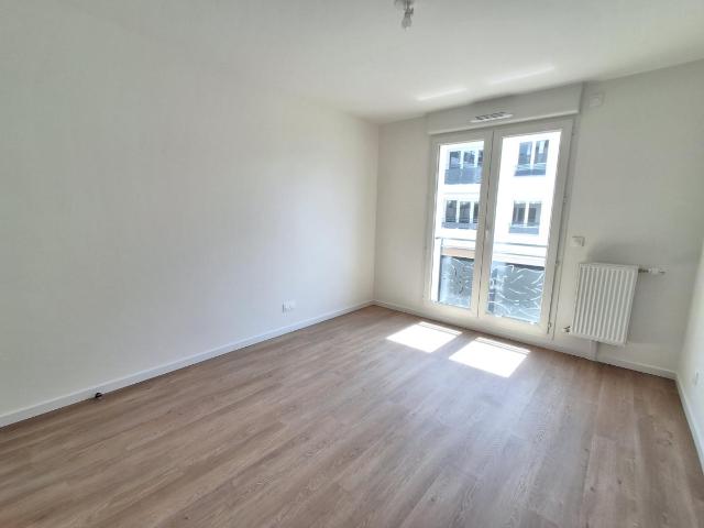 Location appartement 1 pièce ERAGNY 29m² à 726.75€/mois CDC Habitat