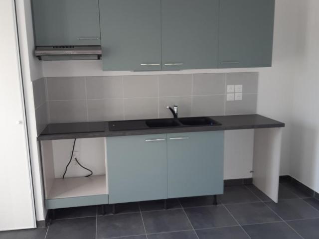 Location appartement 1 pièce LYON 40m² à 651.27€/mois CDC Habitat