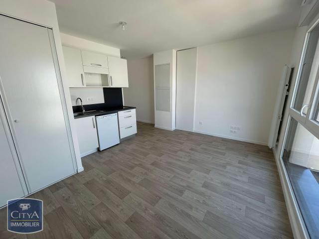 Location appartement 1 pièce La Roche Sur Yon Centre Ville 85