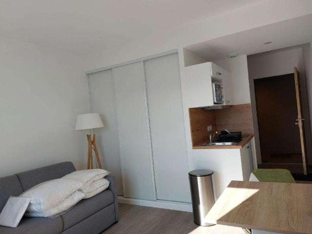 Location appartement 1 pièce La Roche sur Yon 85