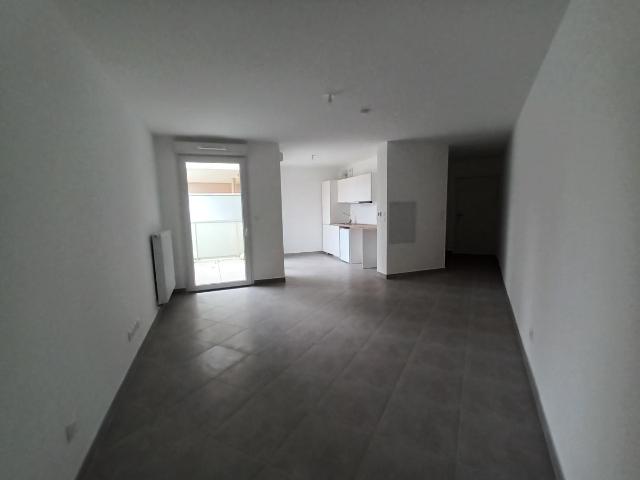Location appartement 1 pièce LA SEYNE SUR MER 37m² à 603.99€/mois CDC Habitat