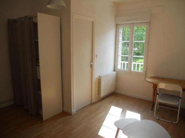 Location appartement 1 pièce Laval Bootz 53
