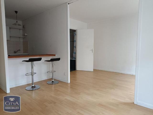 Location Appartement 1 pièce 33m² LILLE 59000