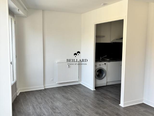 Location appartement 1 pièce Pau 64000 867178