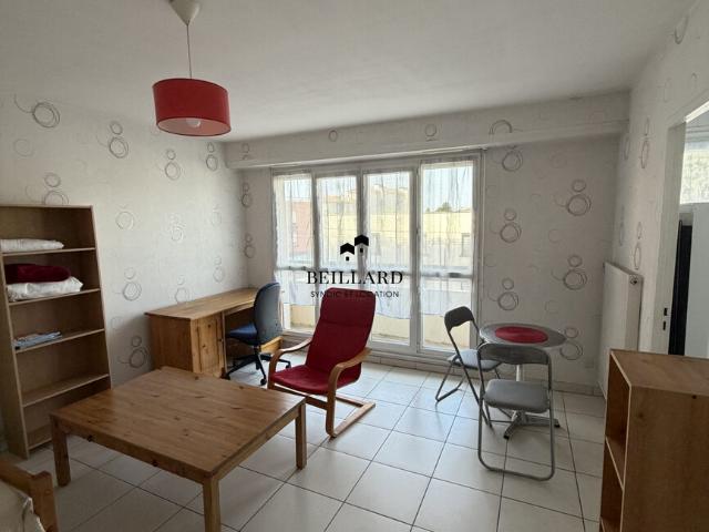 Location appartement 1 pièce Pau 64000 868902