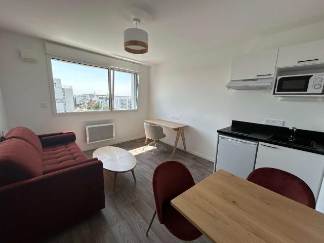 Location appartement 1 pièce Rennes Bourg L'evêque 35