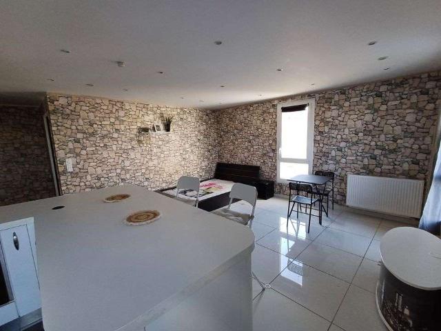 Location appartement 1 pièce Ris Orangis 91