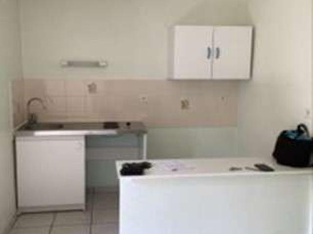 Location appartement 1 pièce Rostrenen 22