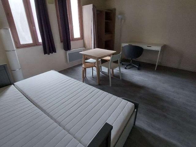 Location appartement 1 pièce Rouen Beauvoisine Croix De Pierre 76