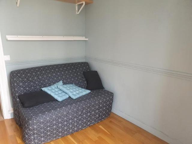 Location appartement 1 pièce studio à Paris 75018